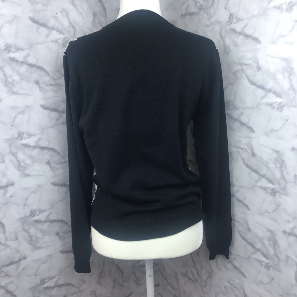 Bobby Chan Sweater - Picture 4 of 9